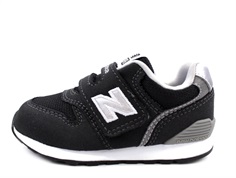 New Balance sneaker black/silver